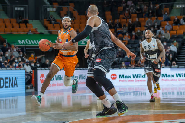 素质密不可 素质密不可