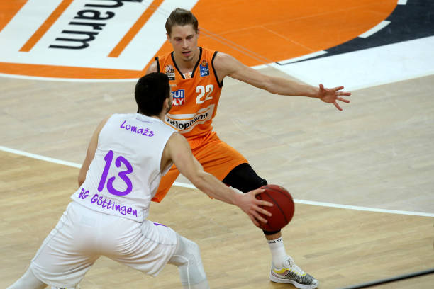 们相互之间 们相互之间